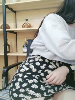 跟中年店长一起度过大夜班的色色时间…的!
